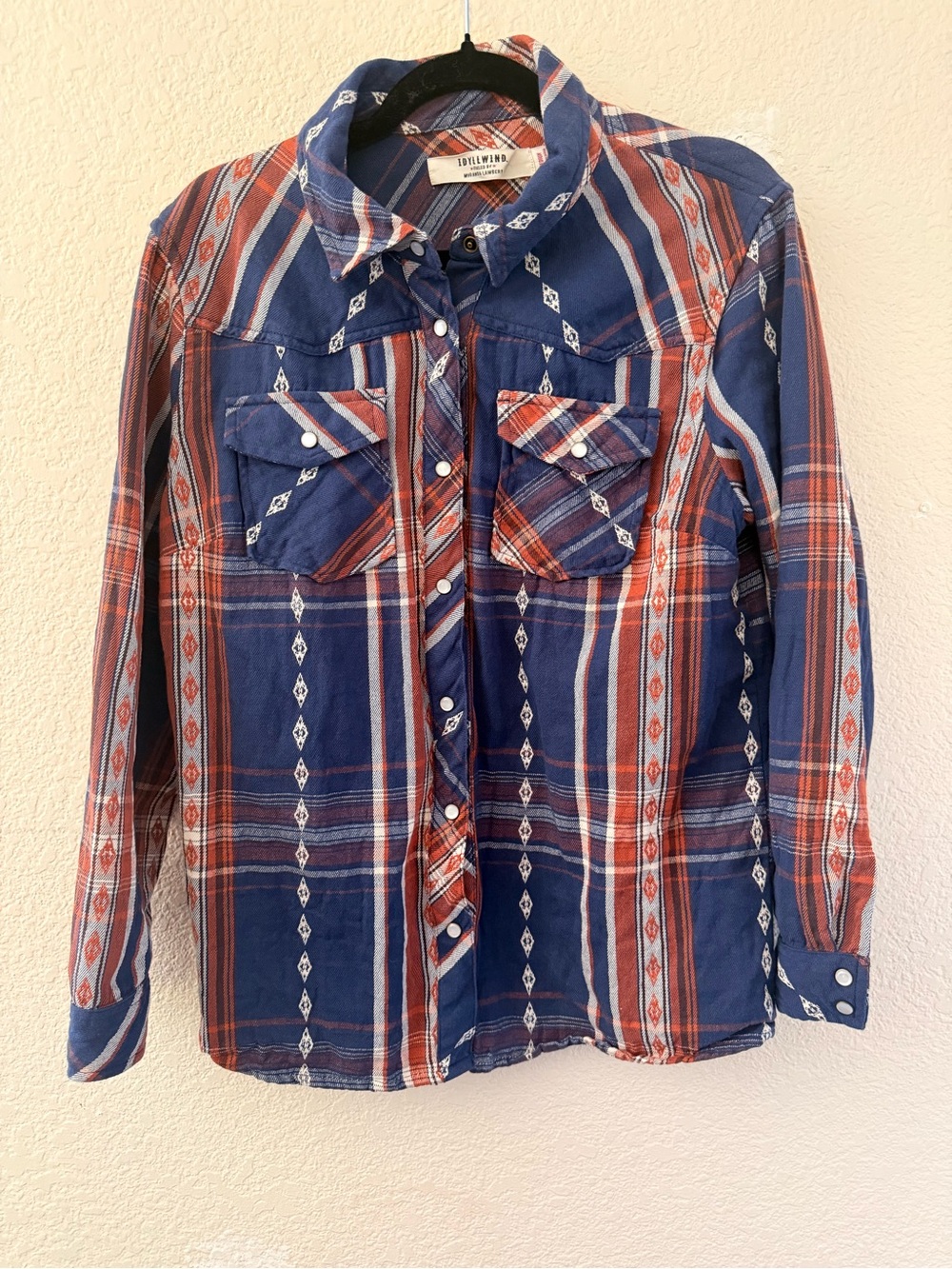 Idyllwind women’s western plaid button down shirt